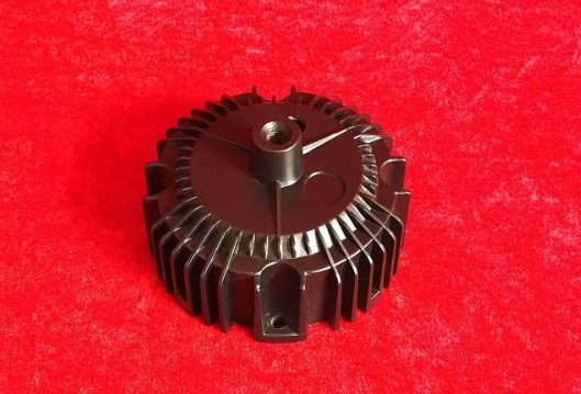 明緯圓形外殼電源突破傳統(tǒng)方正以圓潤設計